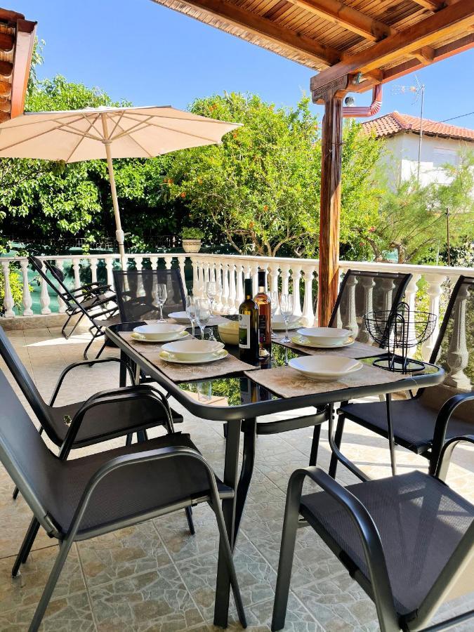 Casa Lia-Beach Front Villa Nea Kallikrateia 외부 사진