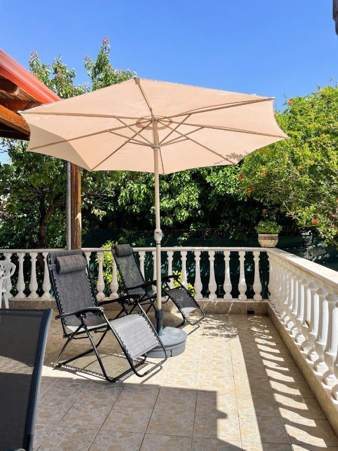 Casa Lia-Beach Front Villa Nea Kallikrateia 외부 사진