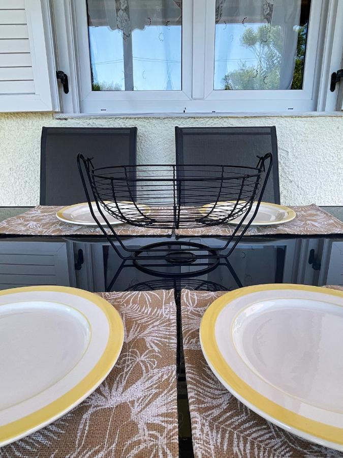 Casa Lia-Beach Front Villa Nea Kallikrateia 외부 사진